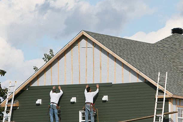 Professional Emergency Siding Repair technician working in Dalton, PA